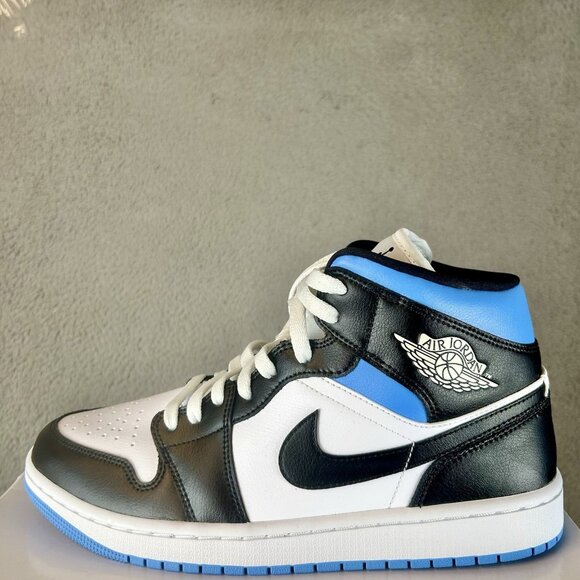 Nike Air Jordan 1 Mid University Blue White Black BQ6472-102 Size 10.5 W 9 M - Picture 4 of 7